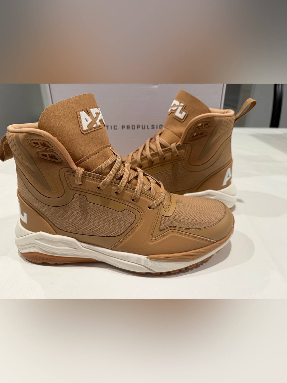 APL TechLoom Defender High Top Sneakers Tan Ivory Gum Women’s 9.5